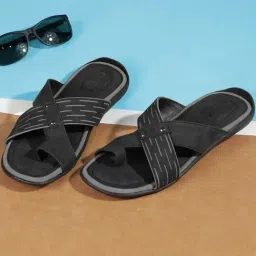 Mochi Men's Black Toe Ring Sandals-picture-5