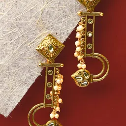 Fida White Contemporary Drop Earrings image 2