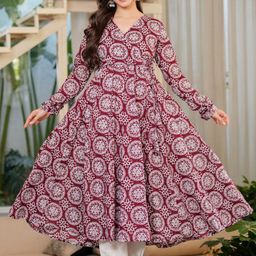 Emaira Women Floral Printed Regular Pure Cotton Kurta with Palazzos-image-70