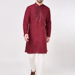 indus route by Pantaloons Geometric Embroidered Mirror Work Straight Kurta-10