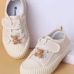 Cute Walk by Babyhug Casual Shoes with Velcro Closure & Teddy Applique - Beige-picture-1