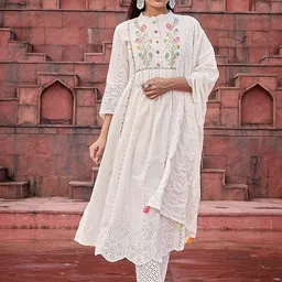 Royal Export Floral Embroidered Thread Work Anarkali Kurta with Trousers & Dupatta-picture-14
