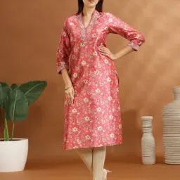 Cotton Culture Peach Chanderi Floral Three-Quarter Sleeves Kurta-image-36