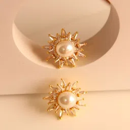 RAGABANDHA DESIGN STUDIO Gold-Plated Stones Studded & Pearls Beaded Circular Shaped Studs-15