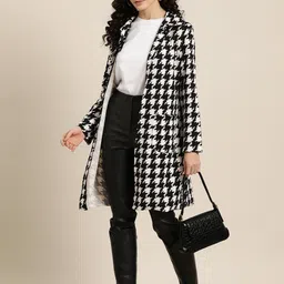 Qurvii Front-Open Overcoat image 3