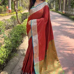 all about you Woven Design Zari Silk Blend Kanjeevaram Saree-image-40