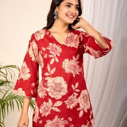 NAMA'S Floral Printed V Neck Gotta Patti Work Short Kurti-image-75