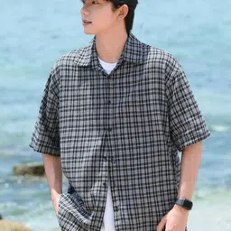 StyleCast x Revolte Men Gingham Checked Spread Collar Casual Shirt-image-25