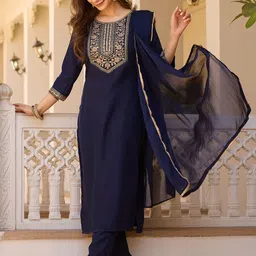 PEENGAX Women Floral Embroidered Kurta with Trousers & Dupatta-31
