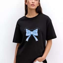Backbenchers Women Typography Printed Pockets T-shirt-image-4