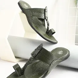 House of Pataudi Men Comfortable Kolhapuris Sandals-44