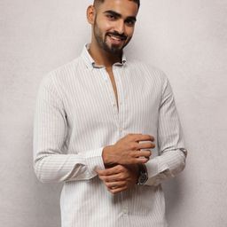 Uncluttered Closet Essential Oxford Striped Spread Collar Cotton Standard Fit Shirt-picture-19