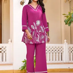 VIBE VISION Floral Embroidered V-Neck Tunic With Trouser-33