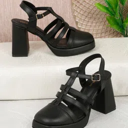 Flat n Heels Women Ankle Loop Block Gladiators with Buckles-4