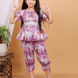 Jhilik Garments Girls Floral Printed Round Neck Top With Capri-image-25