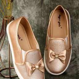 BOYZ N GALZ Girls Textured Slip-On Sneakers With Bows-image-97