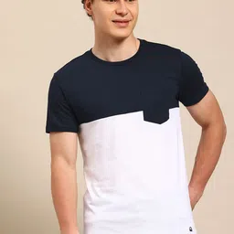 United Colors of Benetton Colourblocked T-shirt With Chest Pocket Detail-image-99