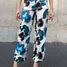 Stylecast X Hersheinbox Women Printed Relaxed Trousers-image-19