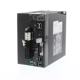 Omron Accurax G5 Series Three Phase 1.5 kW 400 V MECHATROLINK II Type Servo Drive, R88D-KN15F-ML2-36