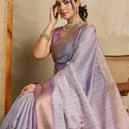 TASRIKA Floral Printed Zari Saree-40