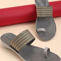 Paragon Women's Grey Toe Ring Sandals-image-56