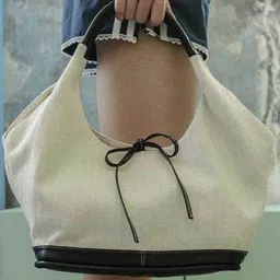 StyleCast x Revolte Women Solid Structured Handheld Bag-12