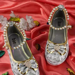 BAESD Girls Printed Embellished Flatform Peep Toes-21