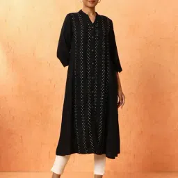 Jaipur Kurti Black Viscose Rayon Embroidered Kurta-image-20