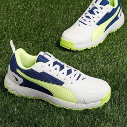 Puma Men's High Run White Cricket Shoes-image-71