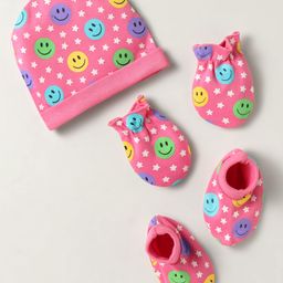 Babyhug Interlock Knit Cap Mittens & Booties With Smiley Print Pink - Diameter 9 cm-17