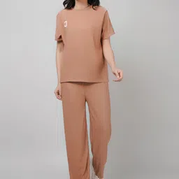 Lugo Solid Round Neck T-Shirt With Trousers-image-17