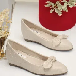 Elle Women's Beige Flat Ballets-picture-7