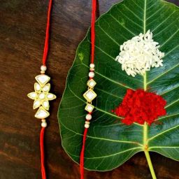Karatcart Gold-Plated Kundan Rakhi with Roli Chawal & Greeting Card for Brother - Set of 2-38