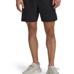 UNDER ARMOUR Black Slim Fit Checked Shorts-picture-43