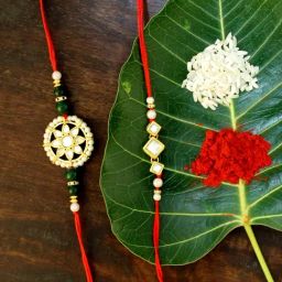 Karatcart Gold-Plated Kundan Rakhi with Roli Chawal & Greeting Card for Brother - Set of 2-picture-44