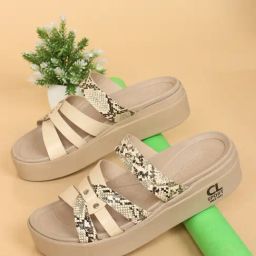 Carlton London Women's Cream Slides-image-69