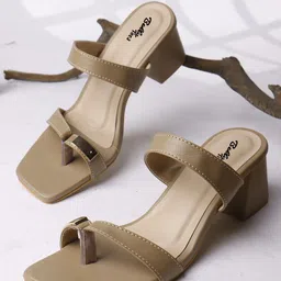 Bella Toes Women Block Sandals-picture-30