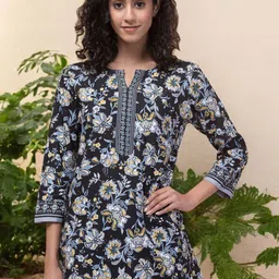 INUKA Floral Printed Kurti-picture-17