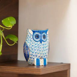 ExclusiveLane Hand-painted Ocean Blue & White Eucalyptus Wood The Staring Owl Showpiece-image-38