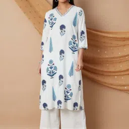 Melange By Lifestyle Indigo & White Regular Fit Floral Print Kurta-picture-33
