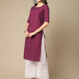 Anouk Rustic Selection Of 2 Ethnic Motifs Printed Round Neck Straight Kurtas image 3