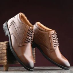 Clog London Men's Brown Derby Shoes-image-24