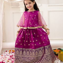 KID1 Brocade Woven Onam Theme Sleeveless Floral & Paisleys Foil Printed Cape Attached Pattu Gown - Purple-image-84