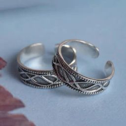 Clara 92.5 Sterling Silver Oxidized Irka Toe Rings for Women-image-9