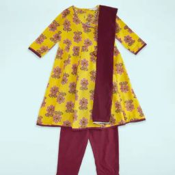 Akkriti by Pantaloons Kids Yellow & Maroon Cotton Floral Print Kurta Set-picture-9