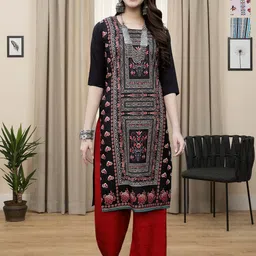 HERE&NOW Selection Of 3 Geometric Printed Round Neck Straight Kurtas-55