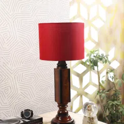 Tucasa NTU-190 B-22 Table Lamp with Wood Base (Red) image 4