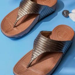 Inc.5 Women's Pewter Thong Wedges-image-63