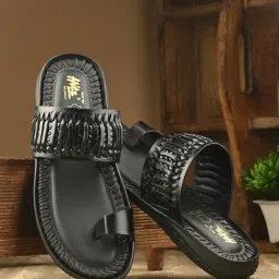 Hitz Men's Black Toe Ring Sandals-picture-48