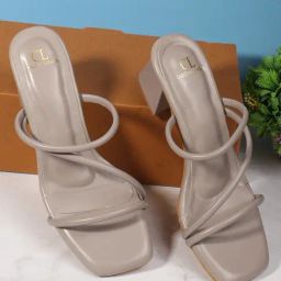 Carlton London Women's Grey Casual Sandals-image-80
